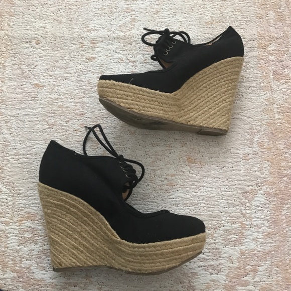 ALDO Wicker Wedge Heels - Picture 3 of 5